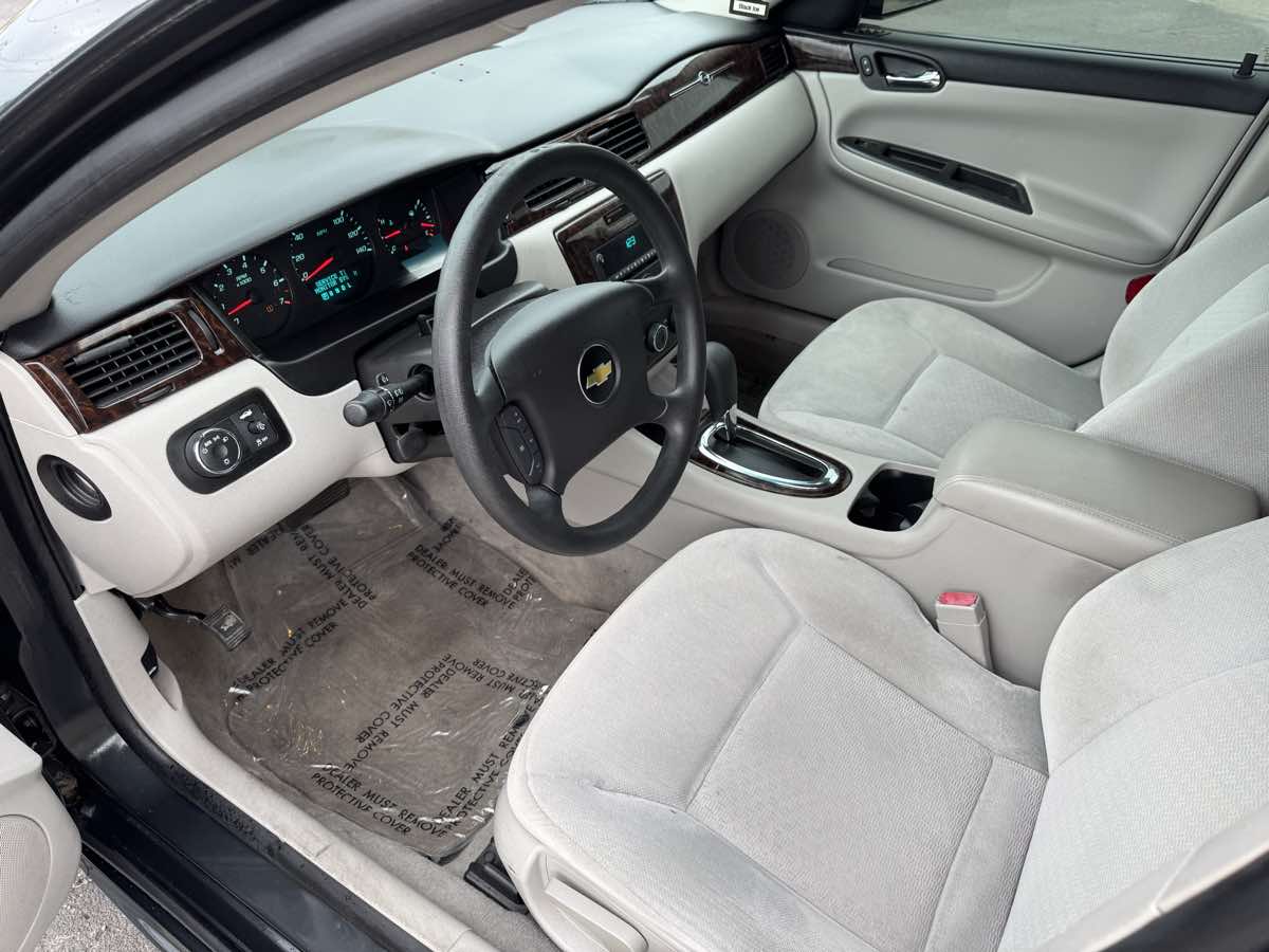 2016 Chevrolet Impala Limited LS Image 10 of 14