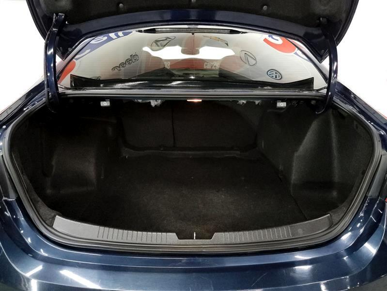 Vehicle image 13 of 23