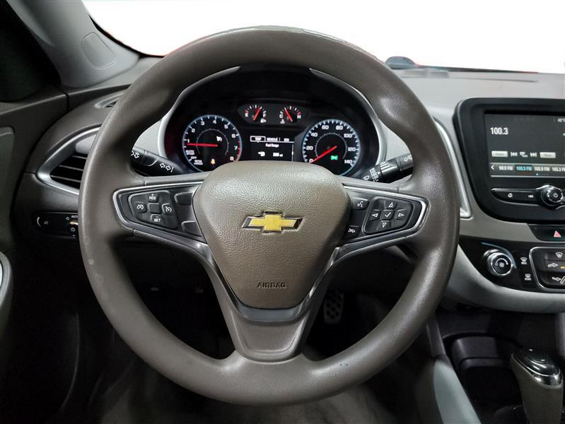 Vehicle image 17 of 23