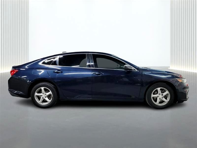 Vehicle image 4 of 23