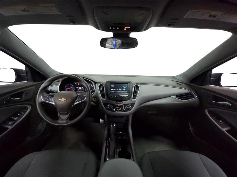 Vehicle image 22 of 23