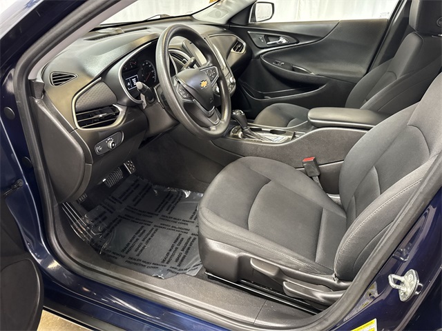 2016 Chevrolet Malibu LS Image 16 of 29