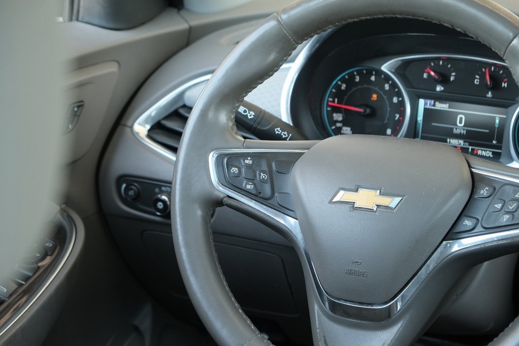 Vehicle image 29 of 34