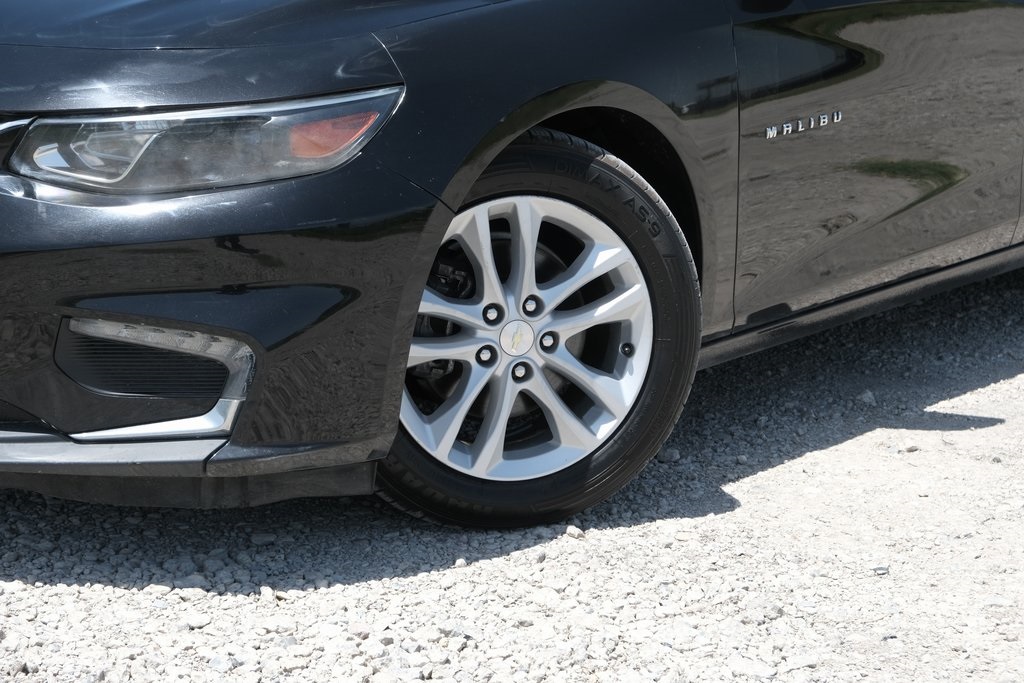 Vehicle image 7 of 34