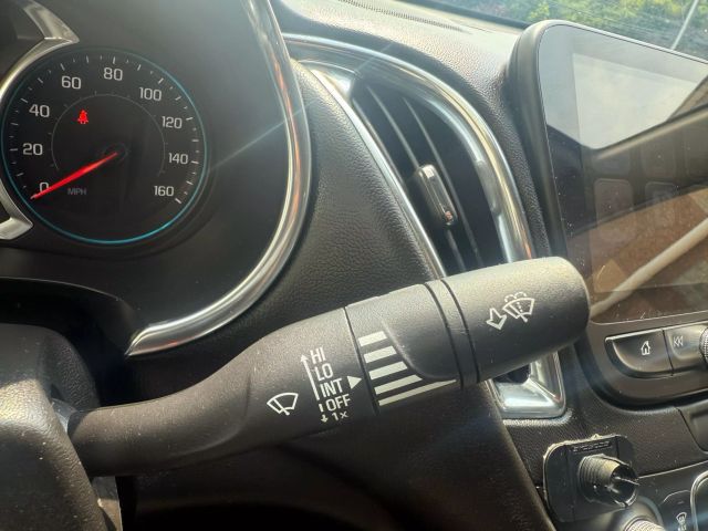 Vehicle image 15 of 39