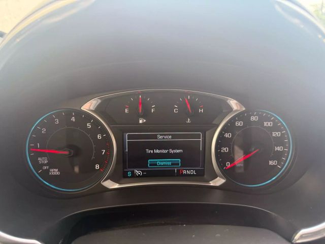 Vehicle image 10 of 39