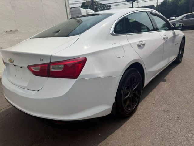 Vehicle image 5 of 39