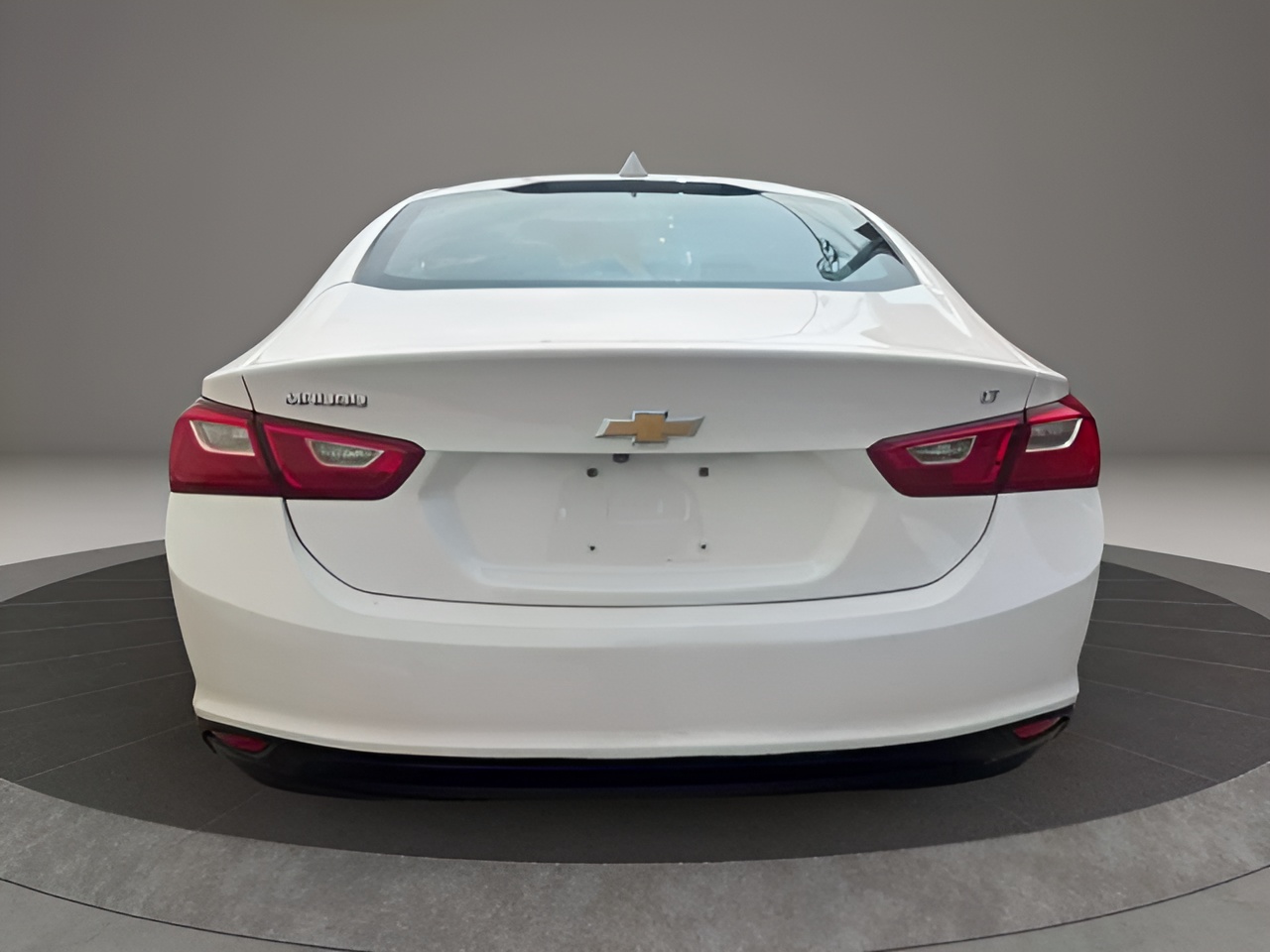 Vehicle image 37 of 39