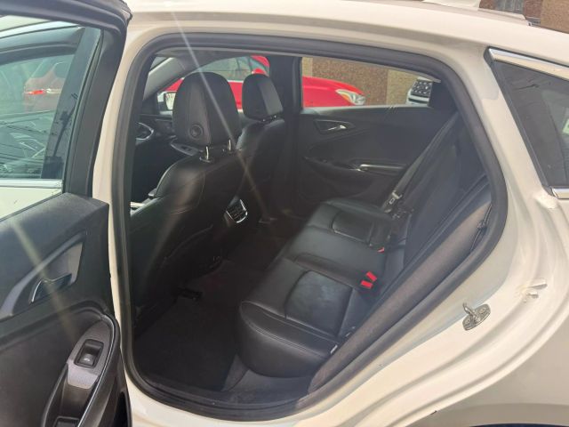 Vehicle image 28 of 39