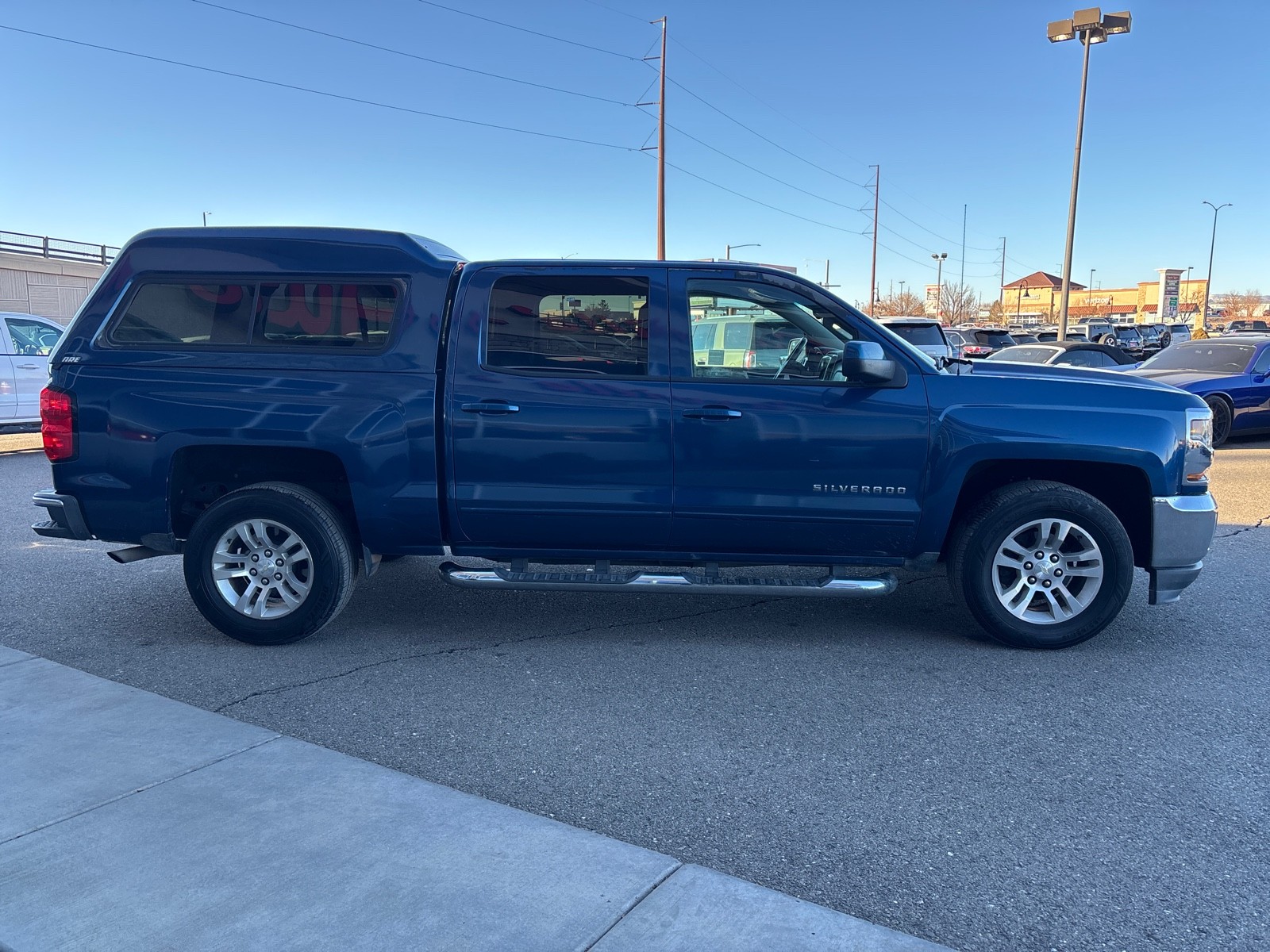 Vehicle image 6 of 31