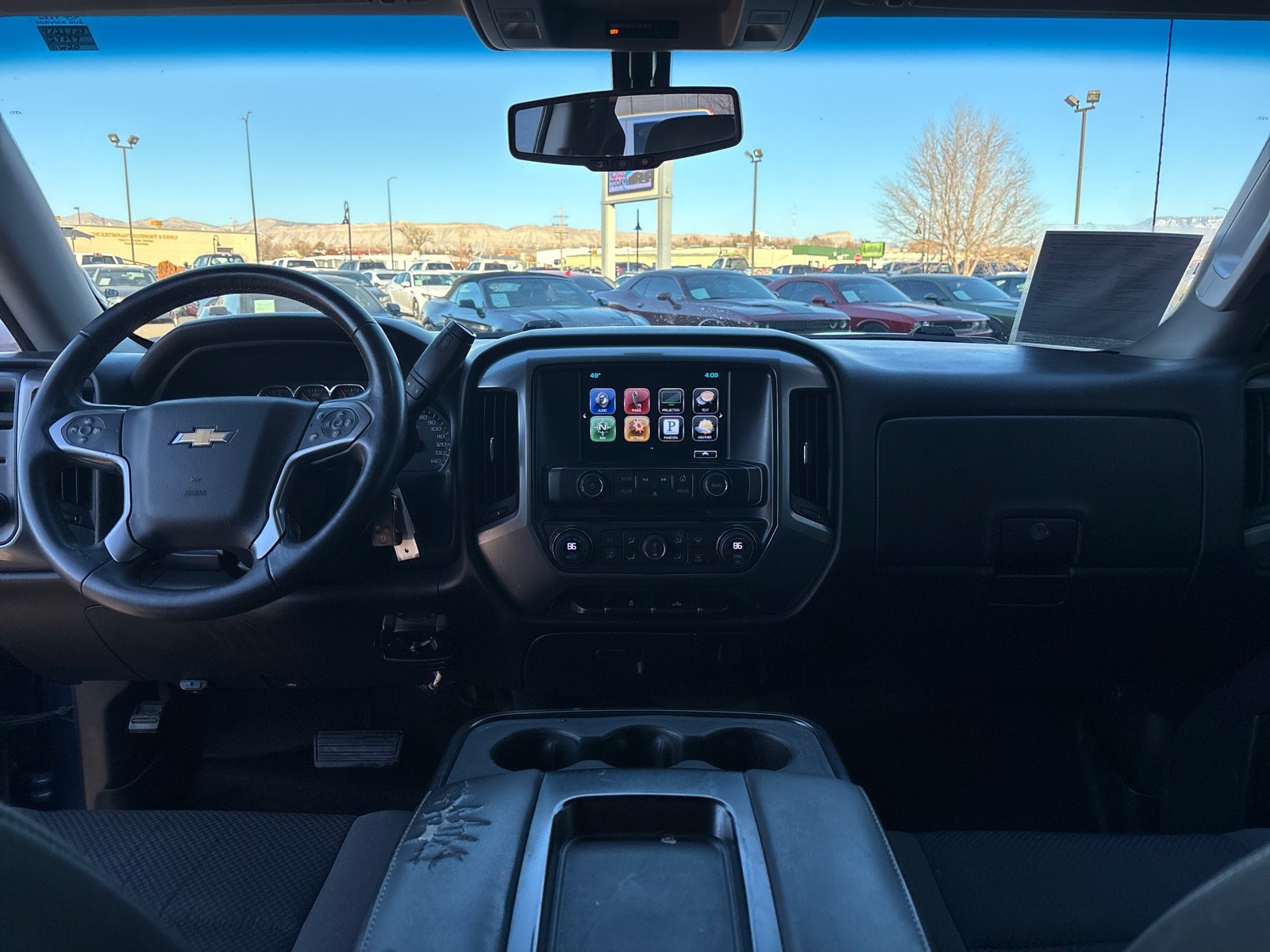 Vehicle image 23 of 31