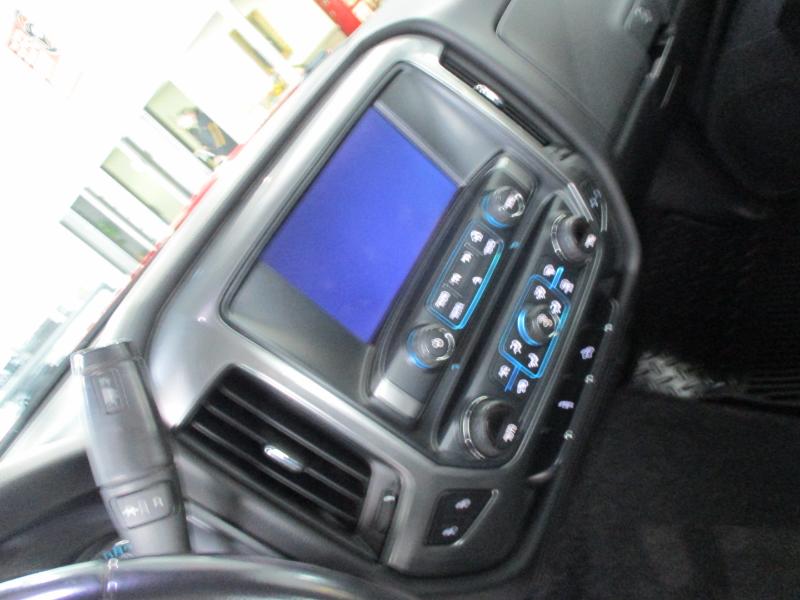 Vehicle image 11 of 13