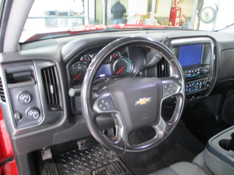 Vehicle image 9 of 13