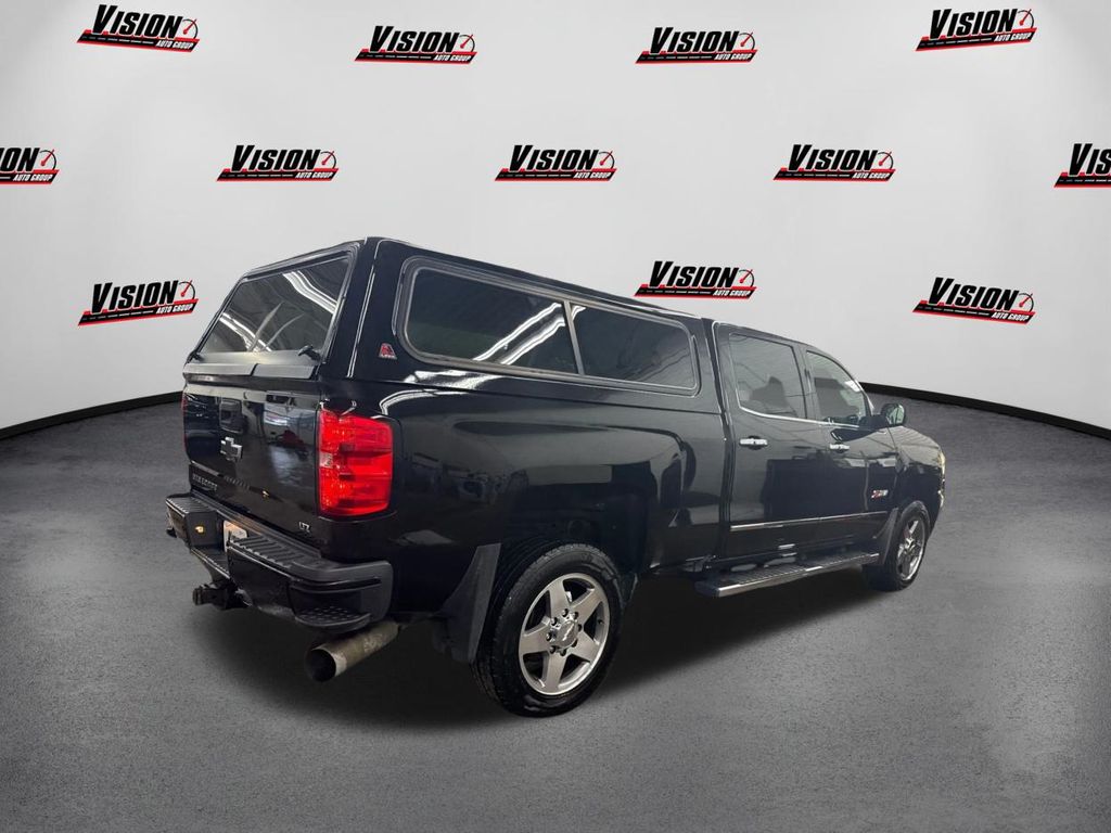 2016 Chevrolet Silverado 2500HD LTZ Image 3 of 37