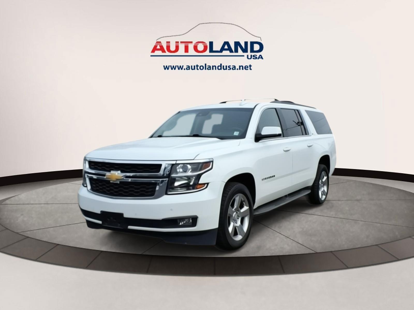 2016 Chevrolet Suburban LT Image 1 of 34