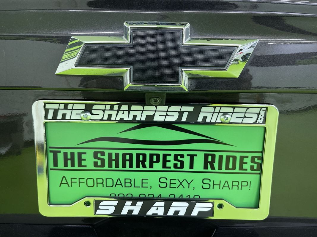 2016 Chevrolet Suburban LTZ Image 25 of 29