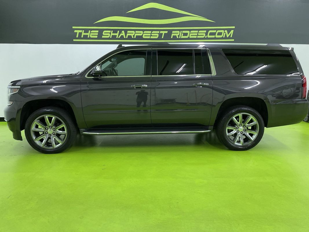 2016 Chevrolet Suburban LTZ Image 6 of 29