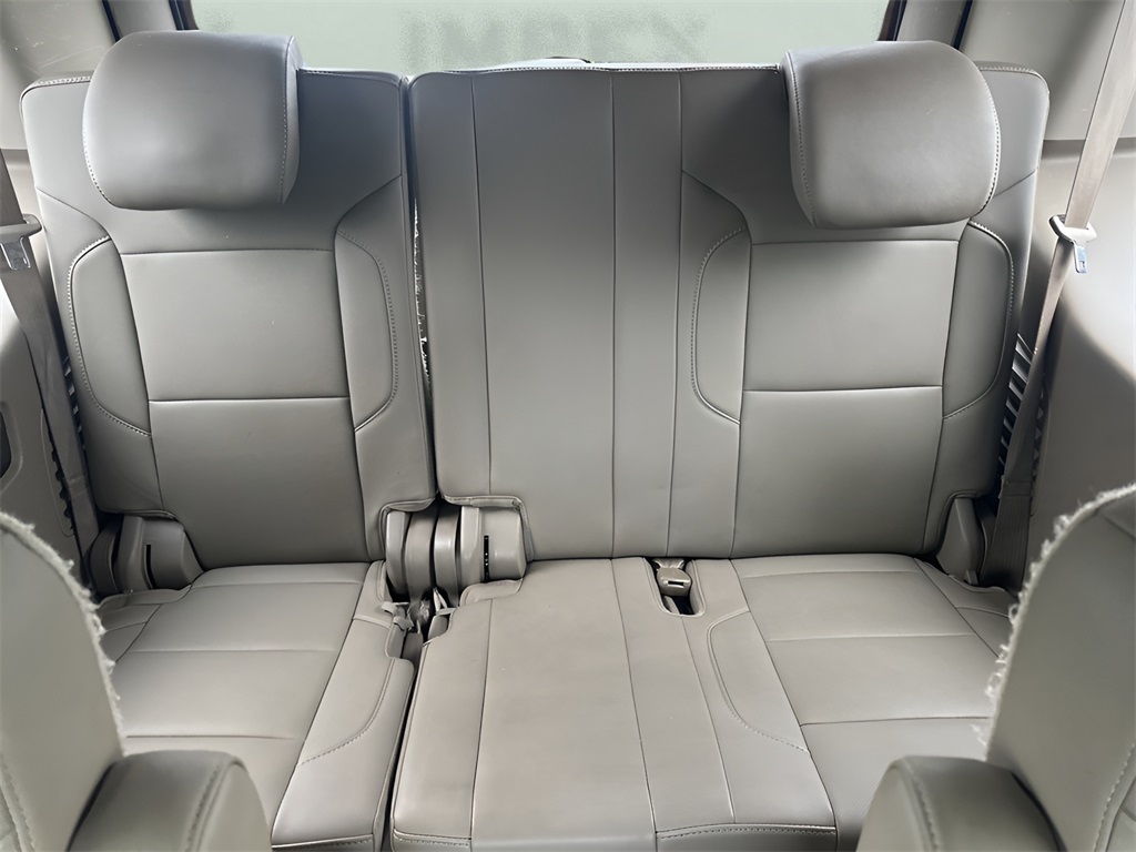 2016 Chevrolet Tahoe LTZ Image 14 of 40