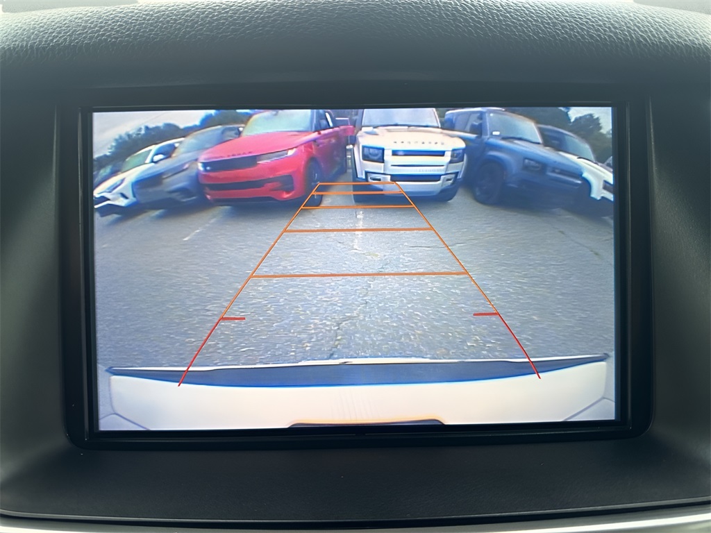 2016 Chevrolet Tahoe LTZ Image 22 of 40