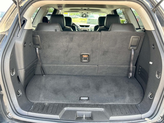 Vehicle image 12 of 43