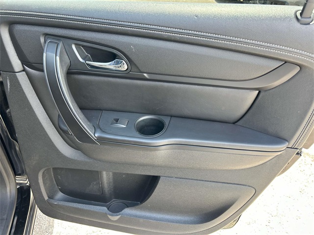 Vehicle image 22 of 43