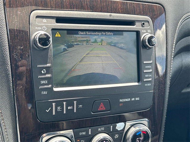 Vehicle image 37 of 43
