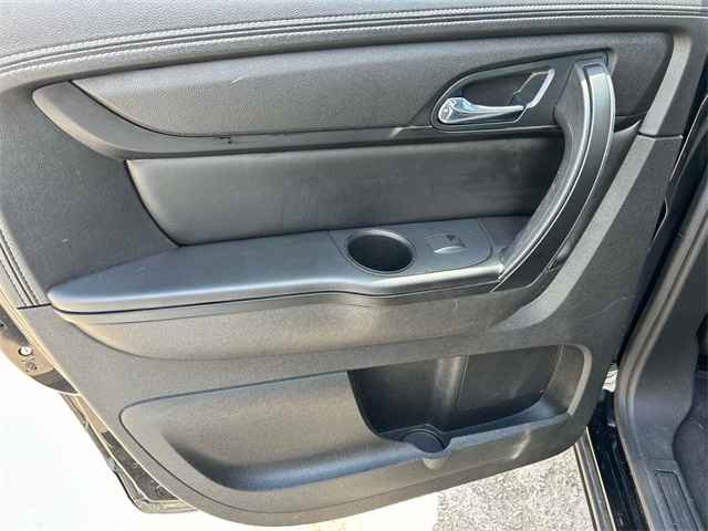 Vehicle image 19 of 43