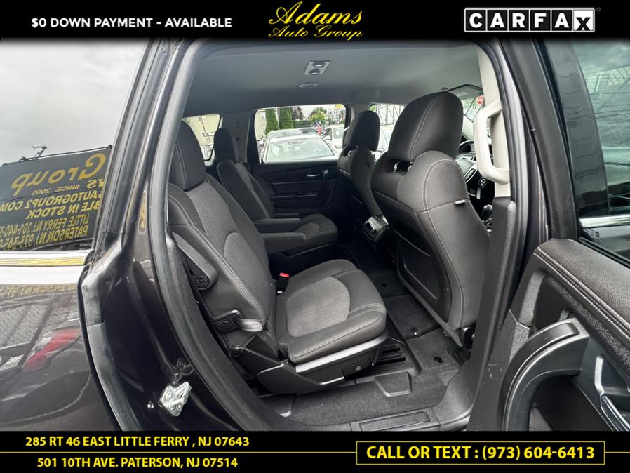 Vehicle image 8 of 19