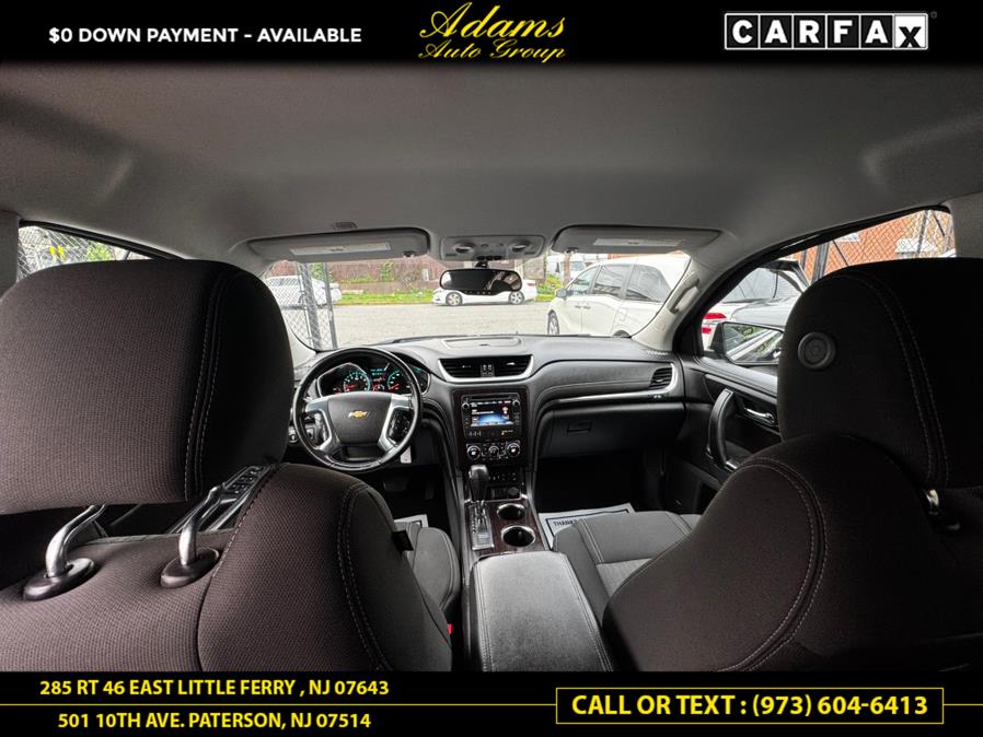 Vehicle image 12 of 19
