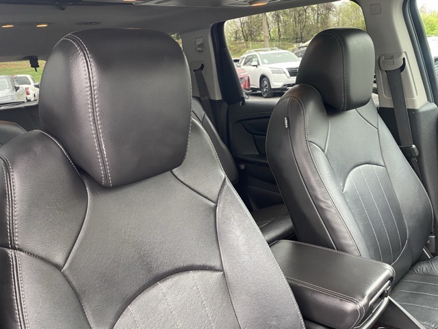 Vehicle image 29 of 39