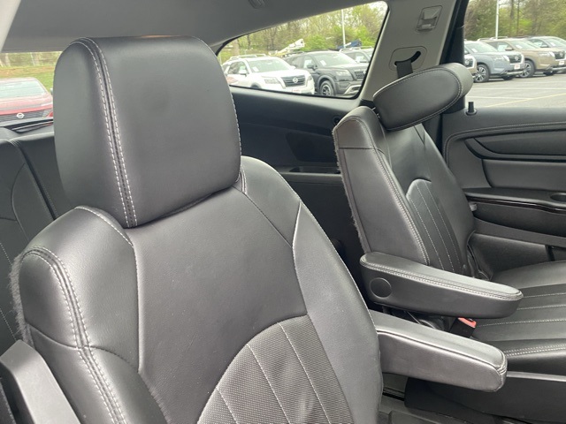 Vehicle image 32 of 39