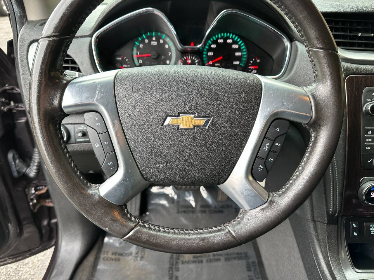 Vehicle image 19 of 24
