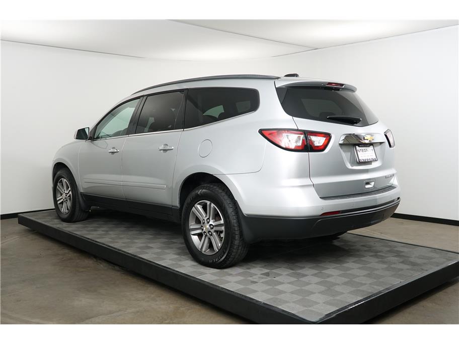 Vehicle image 7 of 28