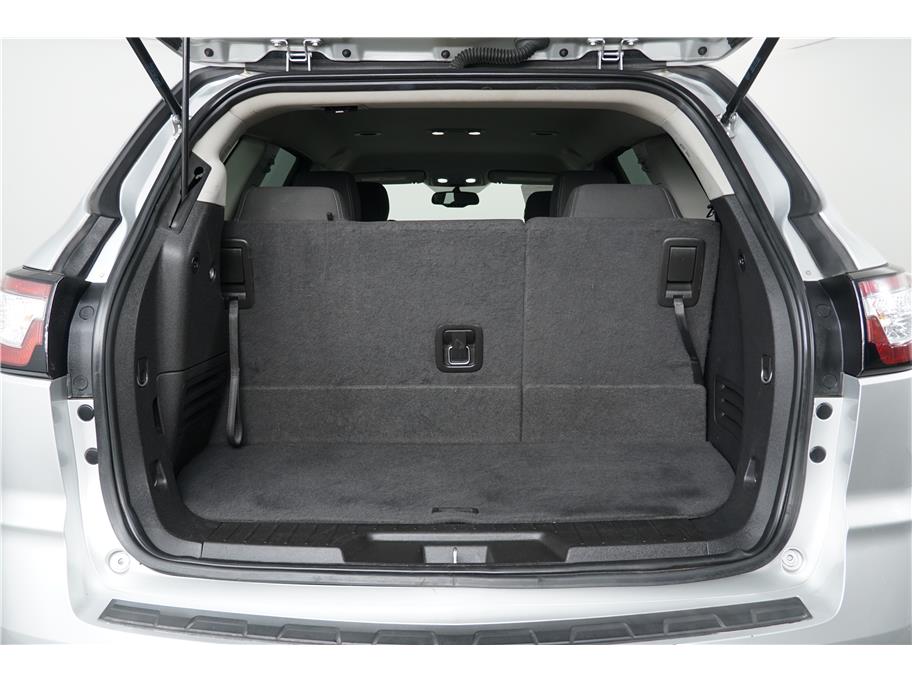 Vehicle image 20 of 28