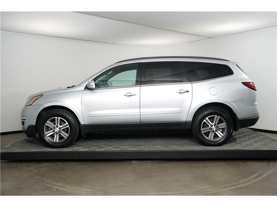 Vehicle image 8 of 28