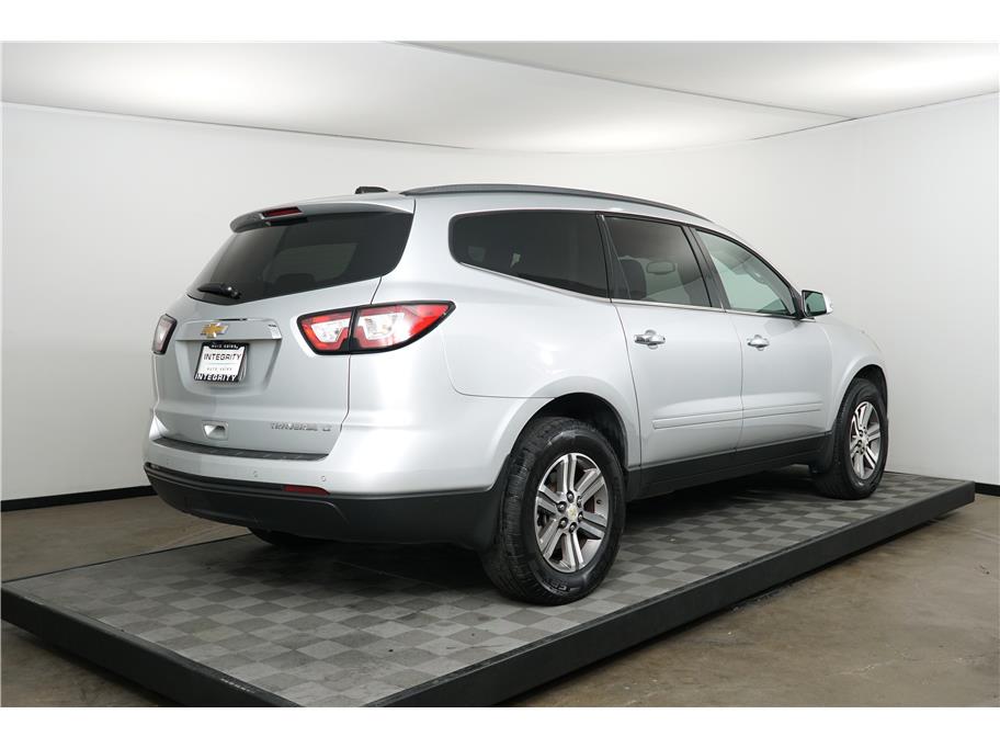 Vehicle image 5 of 28