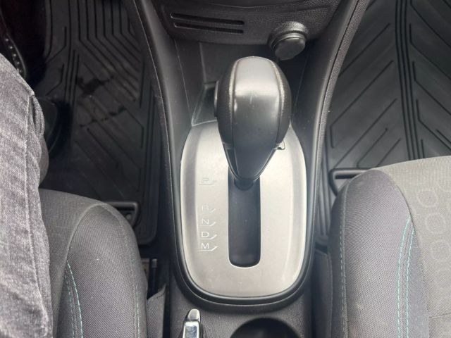 Vehicle image 20 of 32