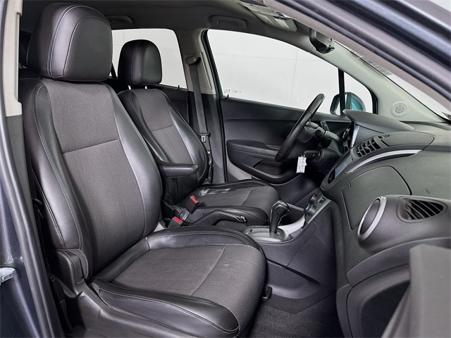 2016 Chevrolet Trax LT Image 12 of 22