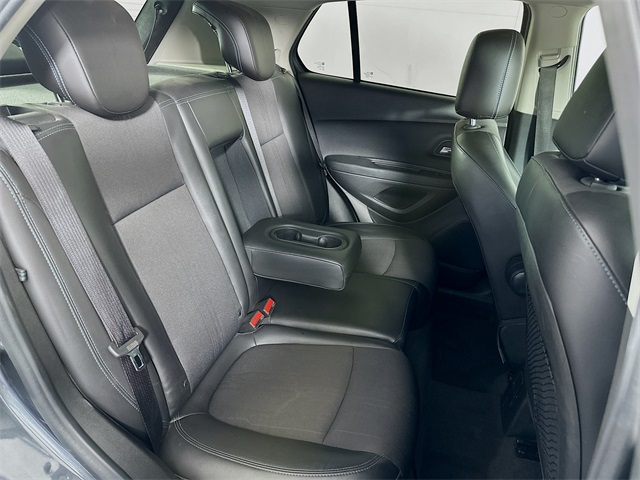 2016 Chevrolet Trax LT Image 9 of 22