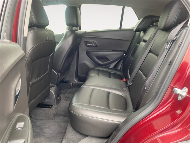 Vehicle image 14 of 37