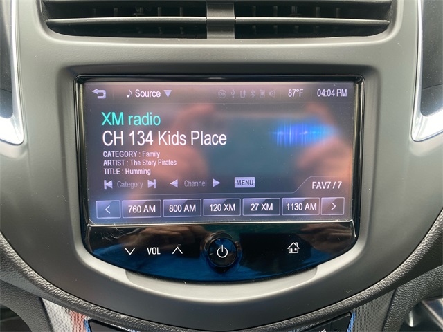 Vehicle image 24 of 37