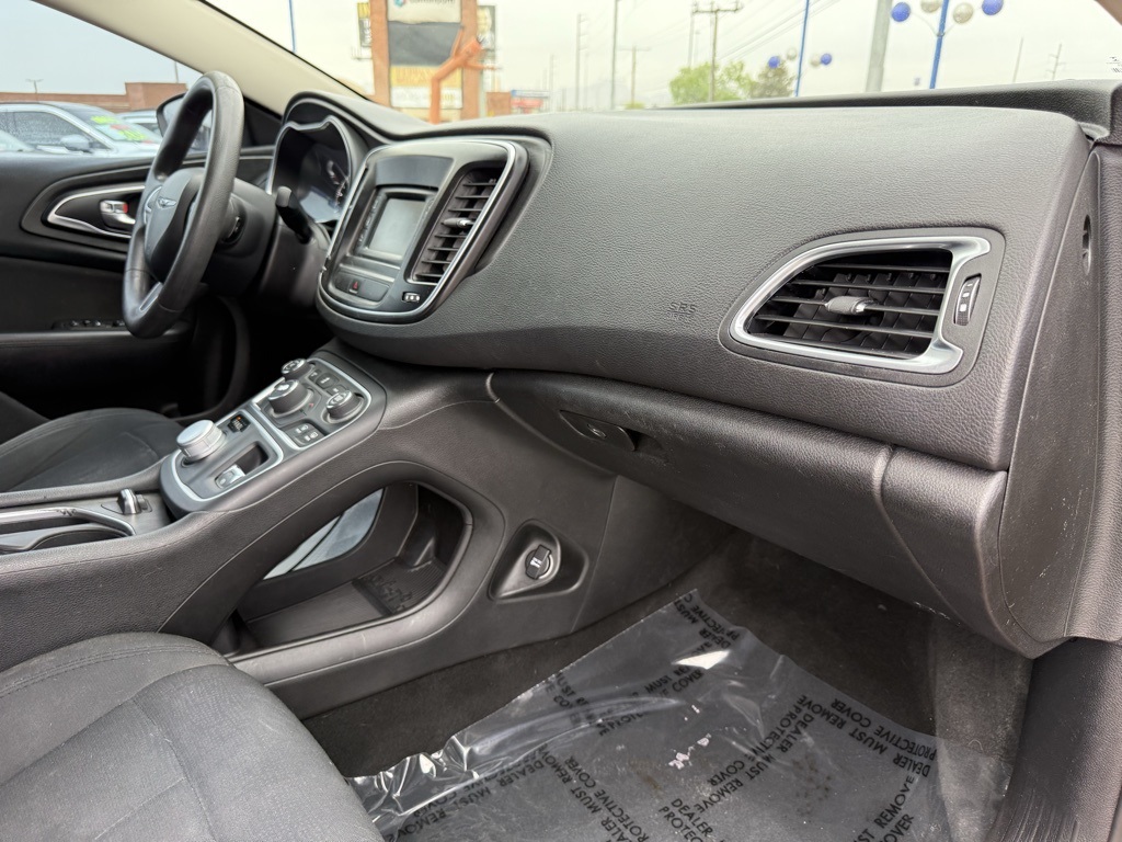 Vehicle image 21 of 22