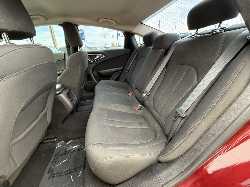 Vehicle image 18 of 22