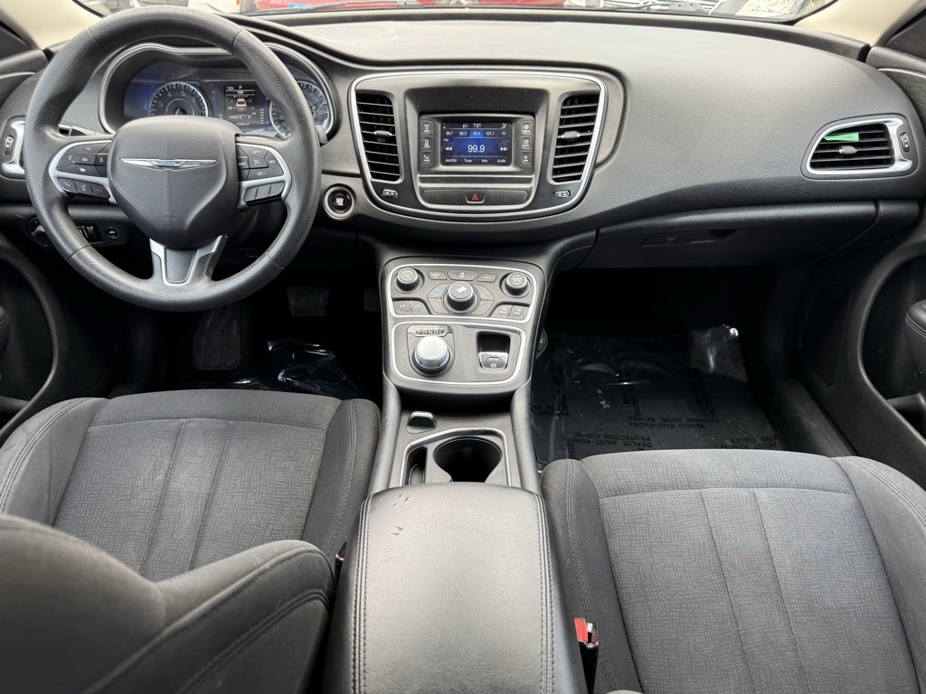 Vehicle image 17 of 22