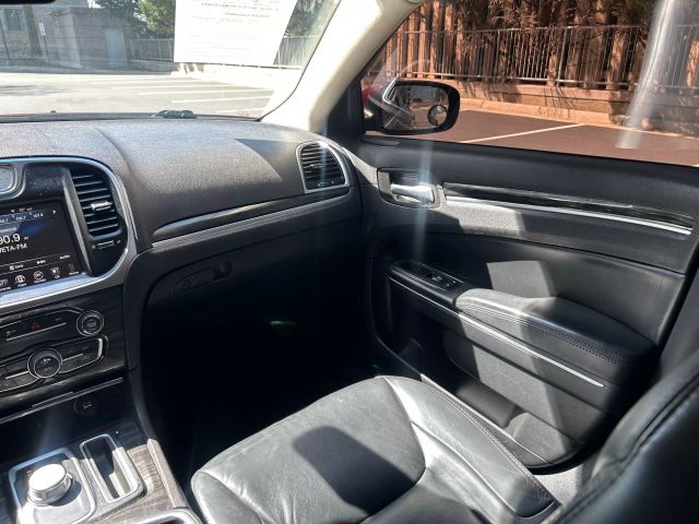 Vehicle image 23 of 44