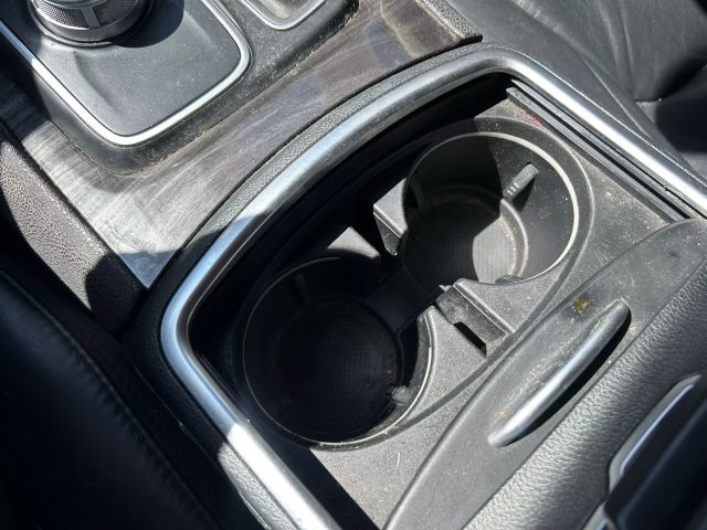 Vehicle image 39 of 44
