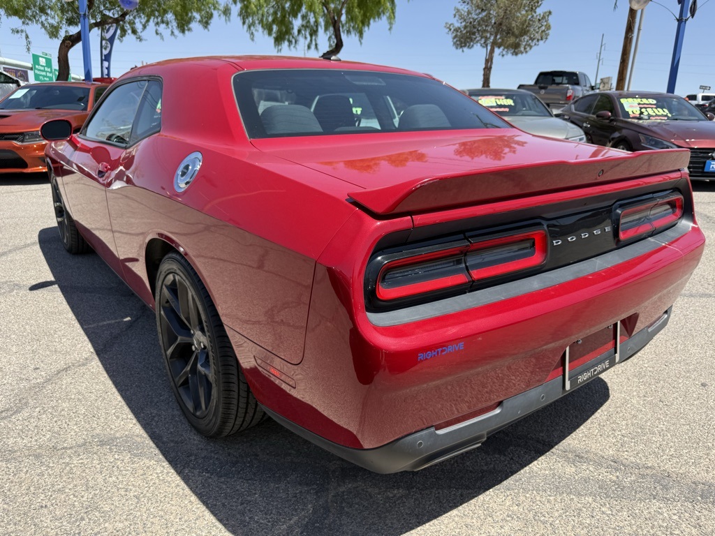Vehicle image 7 of 23