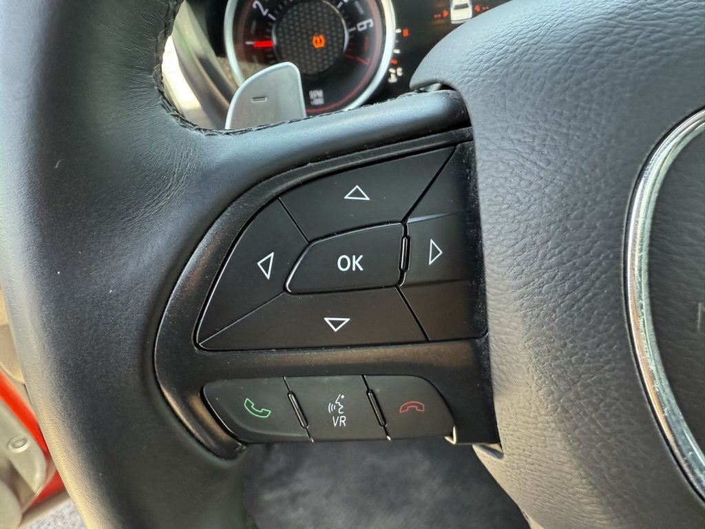 Vehicle image 14 of 23