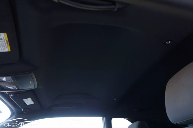 Vehicle image 18 of 31