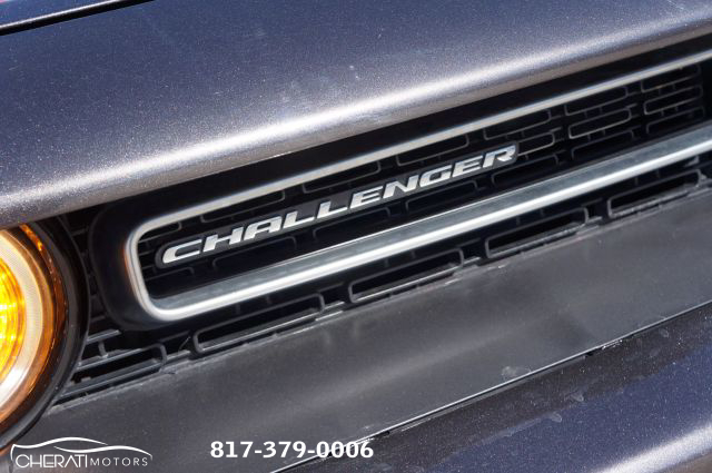 Vehicle image 7 of 31